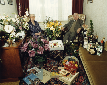 106553 Portret van W. Stooker, geboren Maarssen 24 februari 1892, hoofdopzichter bij Gemeentewerken (Dienst Openbare ...